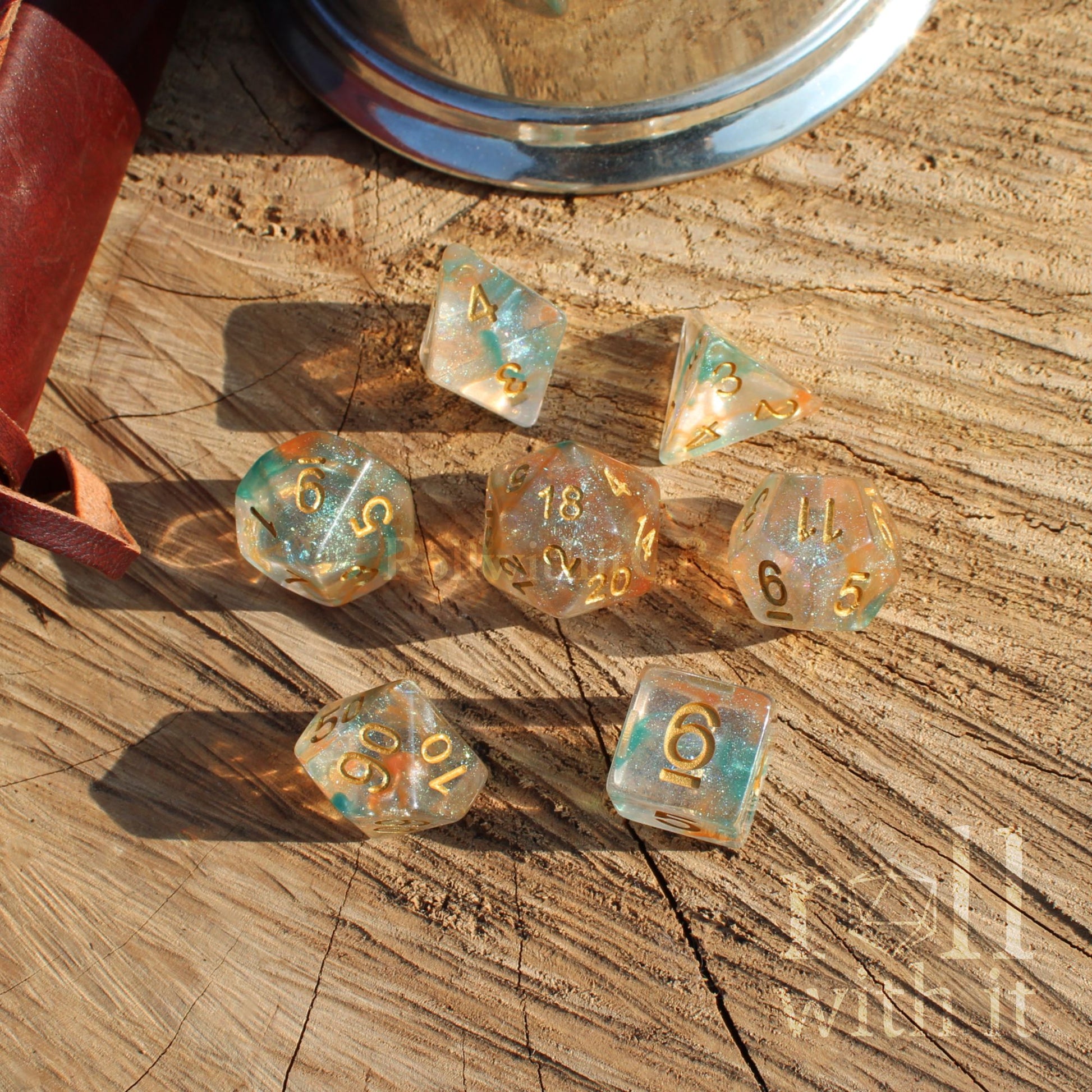 dirty wood dnd koi fish dice box (Translucent With Gold Numbers) 7 piece polyhedral DnD dice with miniature koi fish and natural moss in clear resin URWizards Engraved Walnut D&D Dice